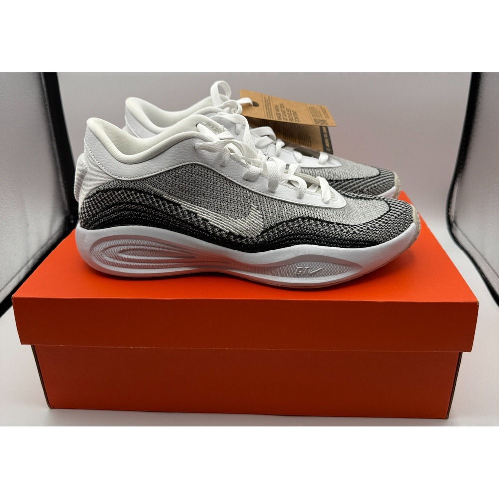 Nike GT Hustle Academy Shoes Mens Size 9 White Light Bone Basketball FJ7791-100